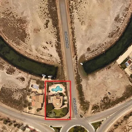 Chalet En Canales De Veneziola Con Piscina Y Embarcadero * La Manga del Mar Menor